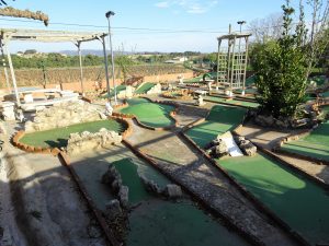 Mini golf - Cal Sagal - Cal Jafra.